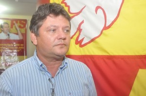 Presidente do PSB anuncia colegiado com aliados (Expedito Lima)